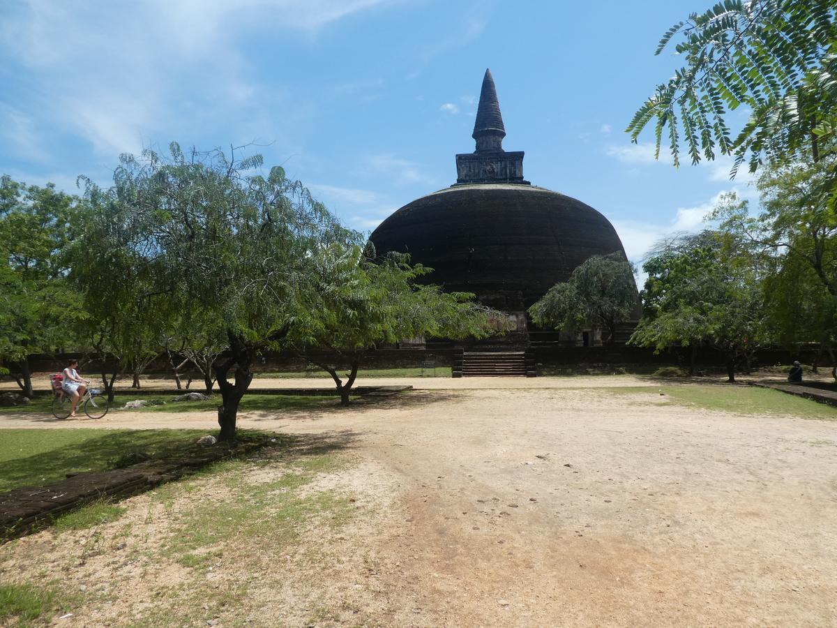 Sanjana Home Stay Habarana Exterior foto